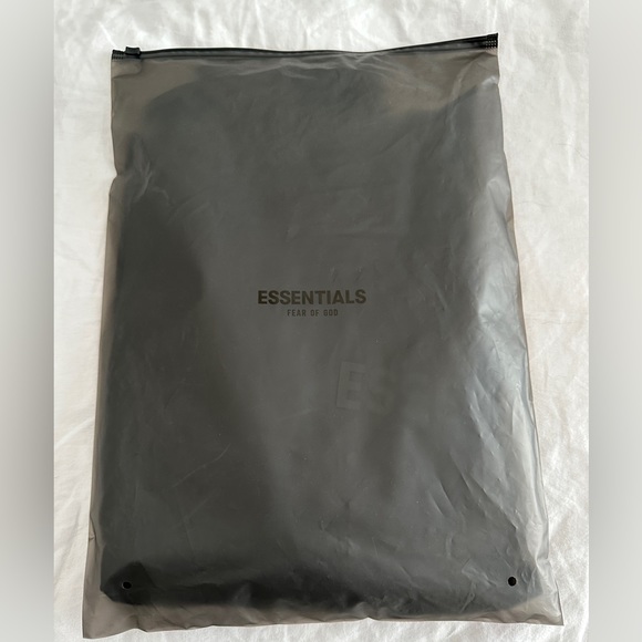 Essentials Fear of God T-shirt - Picture 4 of 5